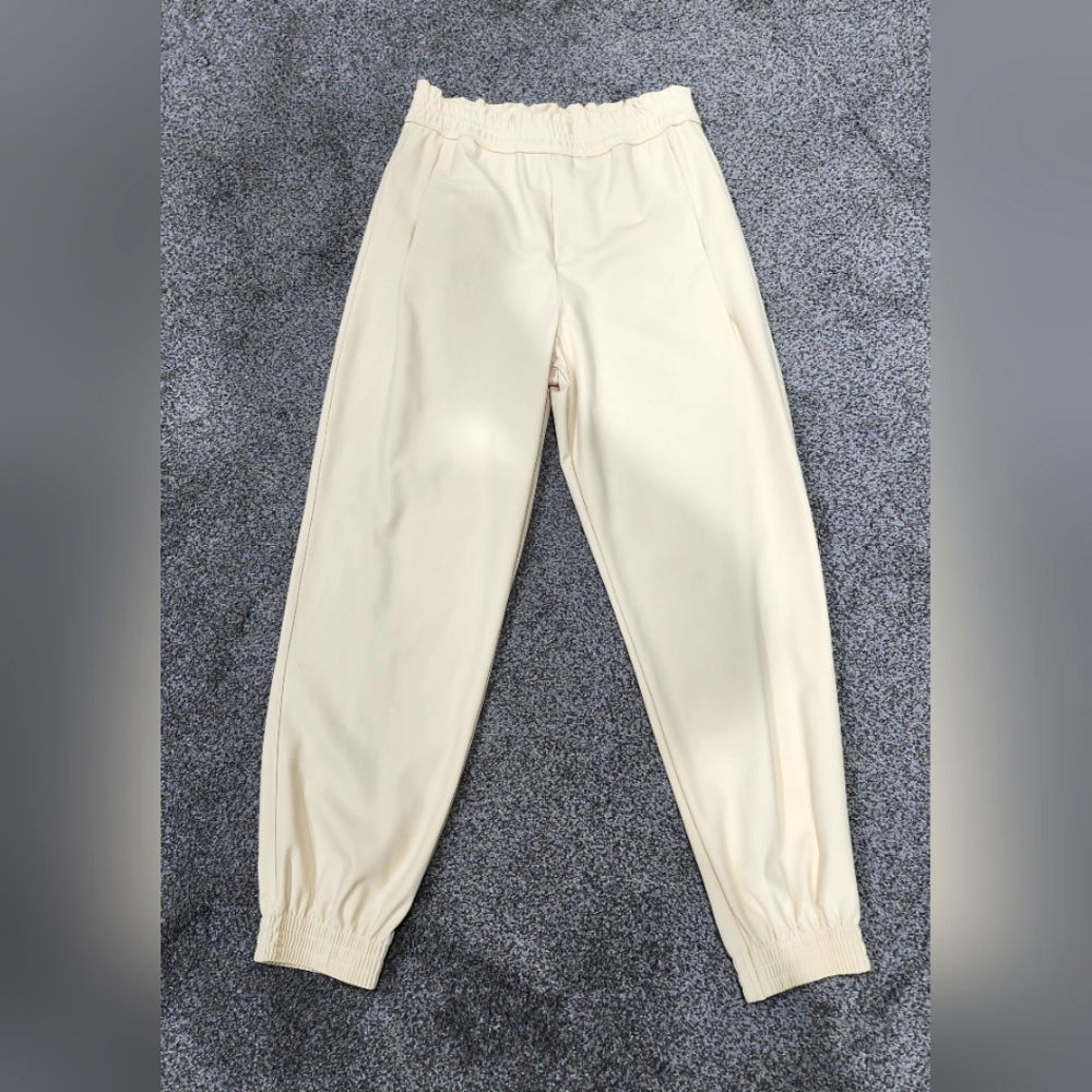 Zara Cream Color Joggers Size S